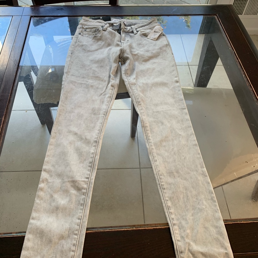 DL 1961 ladies smart denim jeans size 25